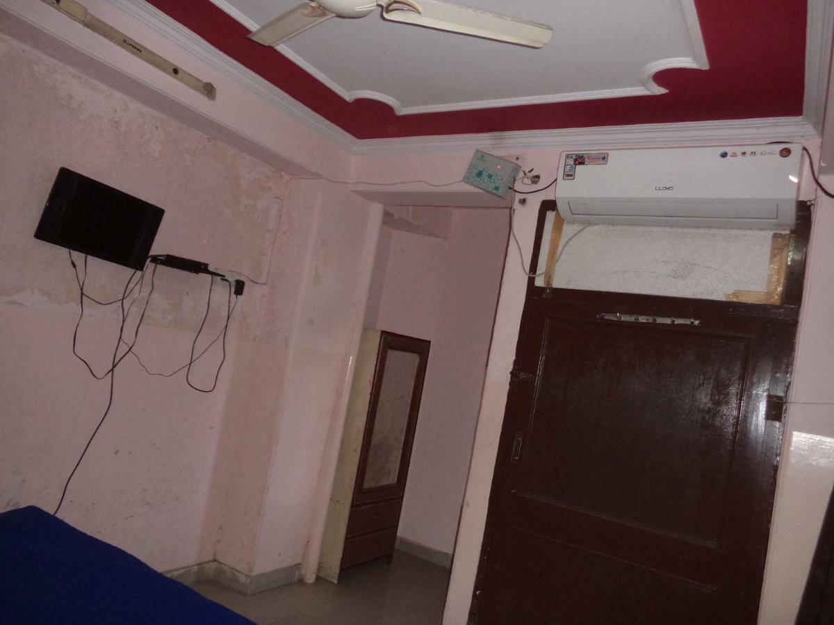 Hotel Sajan Джайпур Екстериор снимка