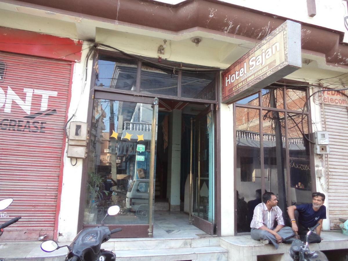 Hotel Sajan Джайпур Екстериор снимка
